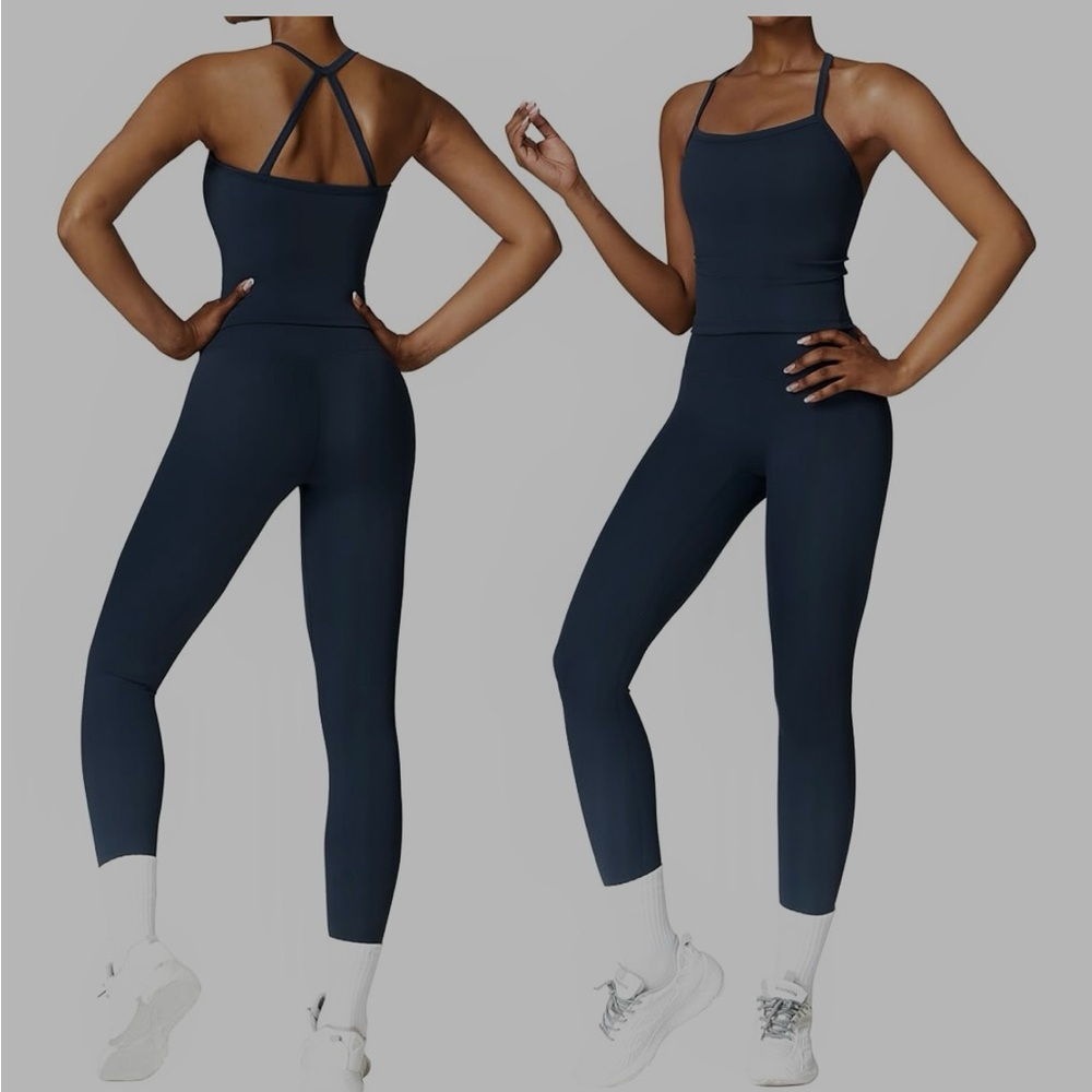 Women’s Charcoal Grey Workout Set Top And Bottoms Set